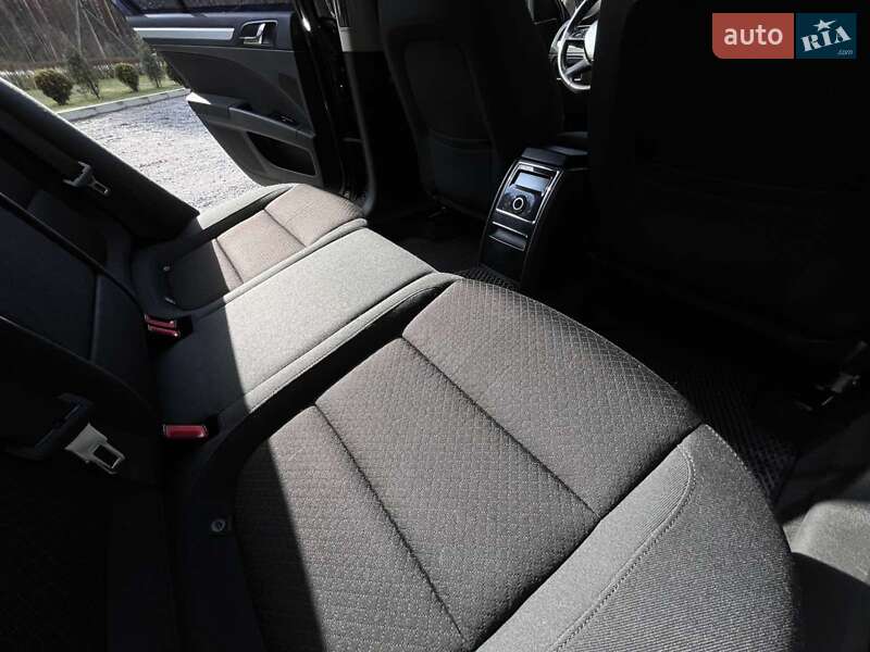 Ліфтбек Skoda Superb 2013 в Славуті