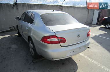 Лифтбек Skoda Superb 2010 в 