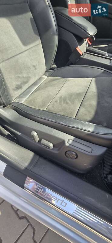 Ліфтбек Skoda Superb 2013 в Луцьку