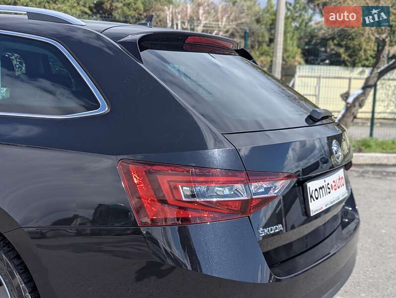 Универсал Skoda Superb 2018 в Хмельницком