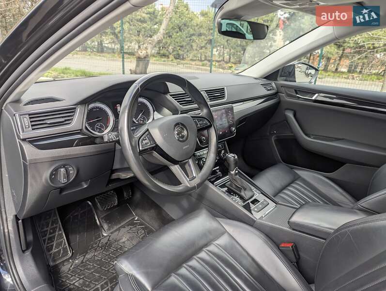 Универсал Skoda Superb 2018 в Хмельницком