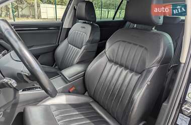 Универсал Skoda Superb 2018 в 