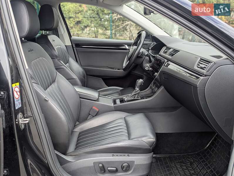 Универсал Skoda Superb 2018 в Хмельницком