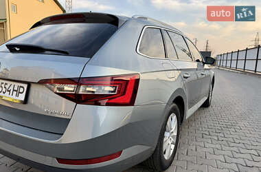 Универсал Skoda Superb 2018 в 