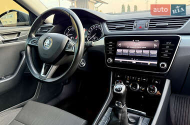Универсал Skoda Superb 2018 в 