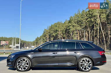 Універсал Skoda Superb 2021 в 