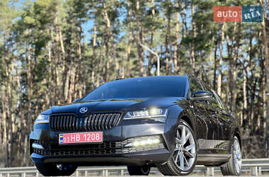 Універсал Skoda Superb 2021 в 