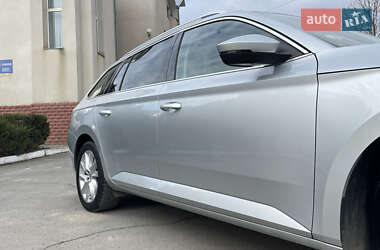 Универсал Skoda Superb 2017 в 