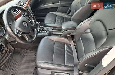 Лифтбек Skoda Superb 2014 в 