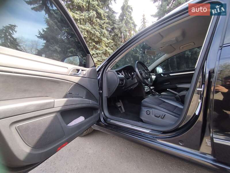 Универсал Skoda Superb 2011 в Каменском
