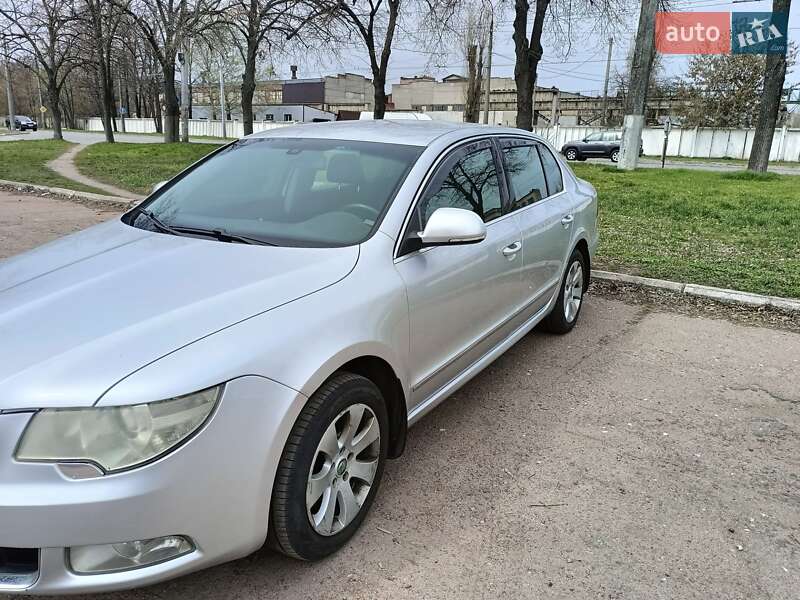 Skoda Superb 2012