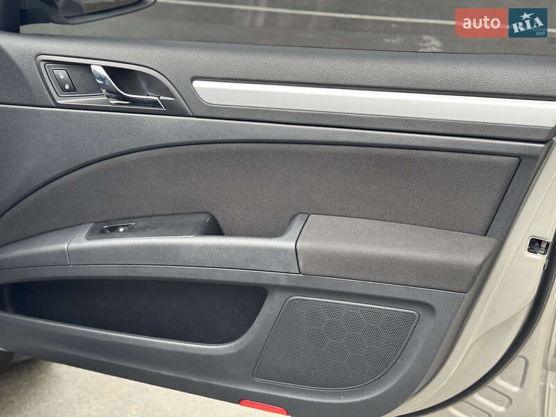 Ліфтбек Skoda Superb 2013 в Умані