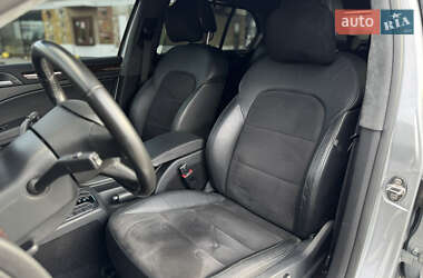 Лифтбек Skoda Superb 2013 в 