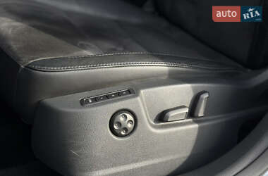 Лифтбек Skoda Superb 2013 в 