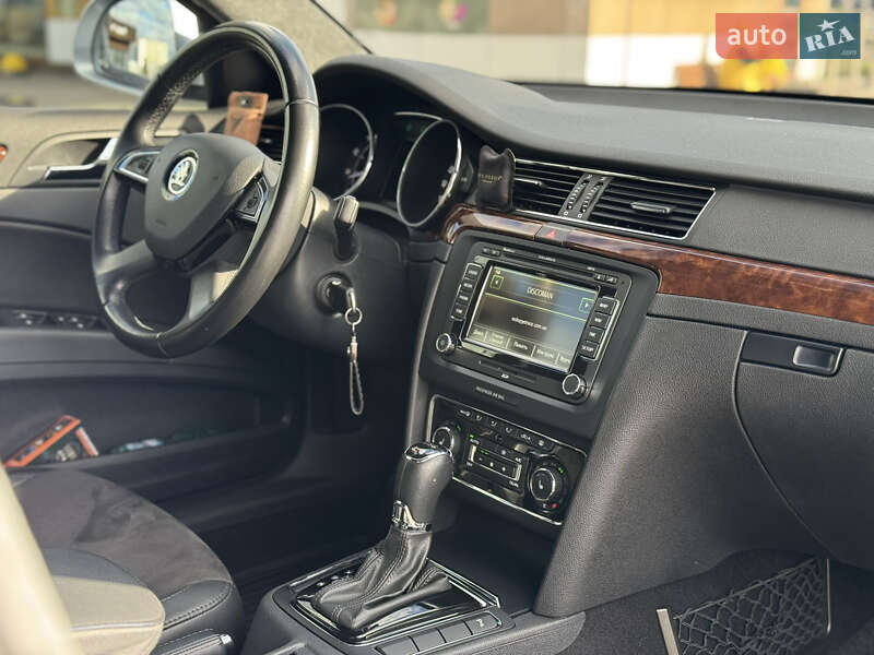 Лифтбек Skoda Superb 2013 в Киеве фото 34 Лифтбек Skoda Superb 2013 в Киеве