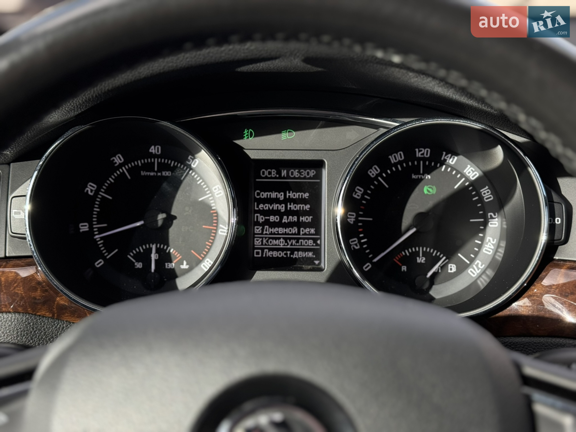 2013 Skoda Superb - мініатюра 55