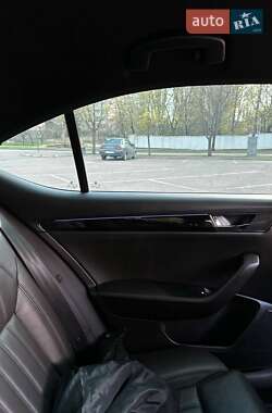 Лифтбек Skoda Superb 2016 в 