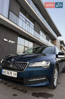 Универсал Skoda Superb 2022 в 