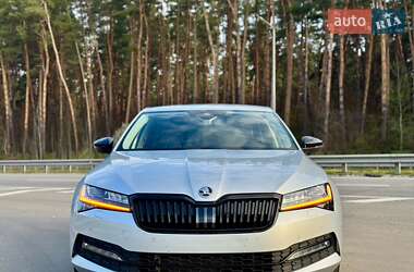 Лифтбек Skoda Superb 2020 в 