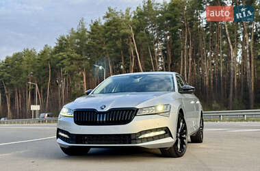 Лифтбек Skoda Superb 2020 в 