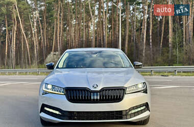 Лифтбек Skoda Superb 2020 в 