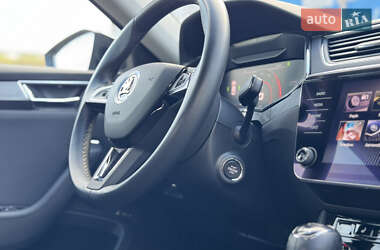 Лифтбек Skoda Superb 2020 в 