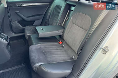 Лифтбек Skoda Superb 2020 в 