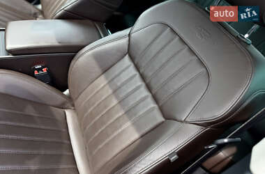Лифтбек Skoda Superb 2016 в 