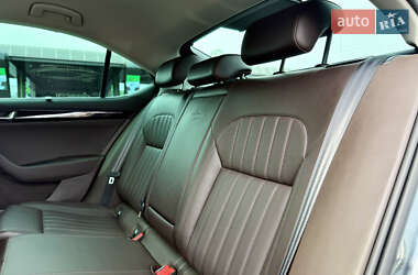 Лифтбек Skoda Superb 2016 в 