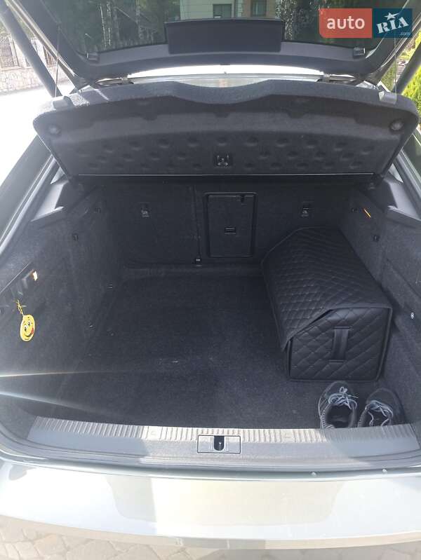 Лифтбек Skoda Superb 2016 в Яремче