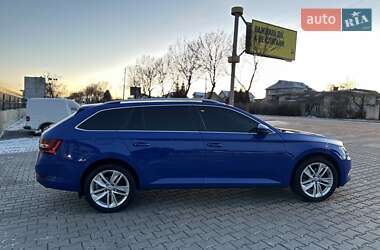Универсал Skoda Superb 2019 в 