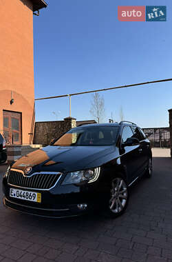 Универсал Skoda Superb 2014 в 