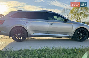 Универсал Skoda Superb 2018 в 