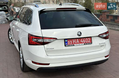 Универсал Skoda Superb 2018 в 