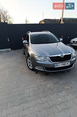 Універсал Skoda Superb 2013 в Ярмолинцях