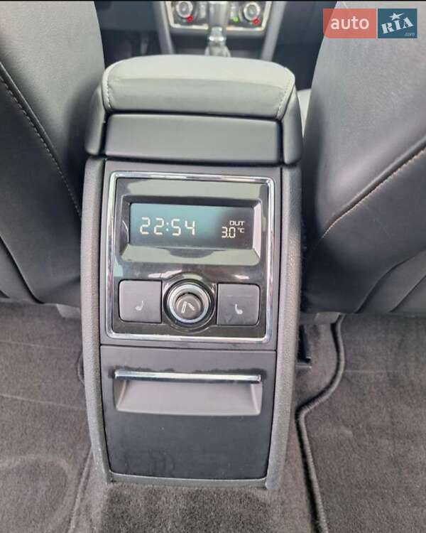 Универсал Skoda Superb 2014 в Сваляве