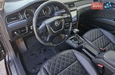 Лифтбек Skoda Superb 2010 в 