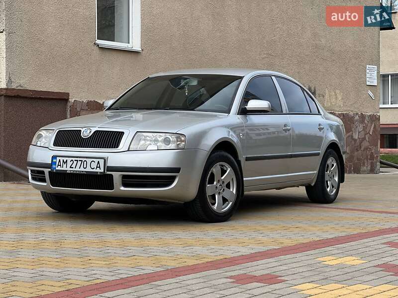 Skoda Superb 2003