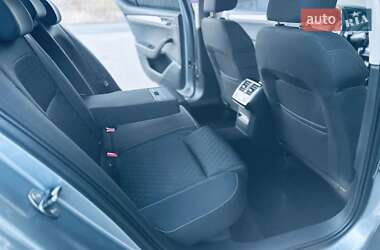 Лифтбек Skoda Superb 2019 в 