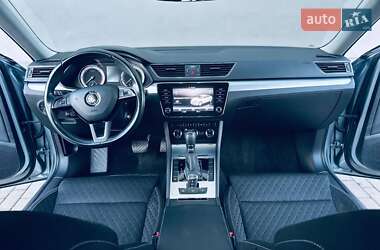 Лифтбек Skoda Superb 2019 в 