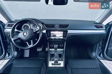 Лифтбек Skoda Superb 2019 в 