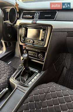 Лифтбек Skoda Superb 2010 в 