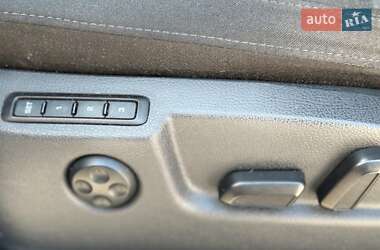Лифтбек Skoda Superb 2013 в 