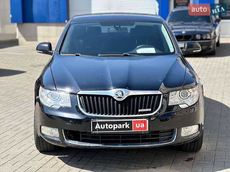 Лифтбек Skoda Superb 2013 в Одессе