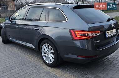 Универсал Skoda Superb 2017 в 