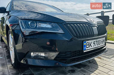 Универсал Skoda Superb 2018 в 