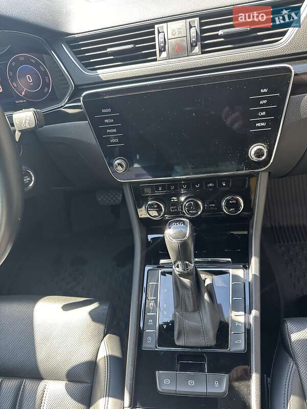 Универсал Skoda Superb 2019 в Киеве