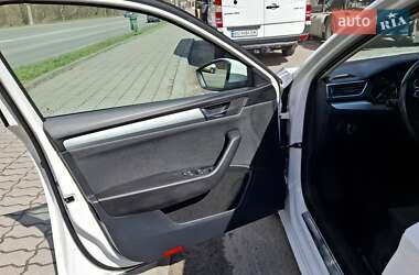 Універсал Skoda Superb 2016 в 
