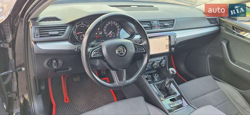 Універсал Skoda Superb 2016 в Новоархангельську