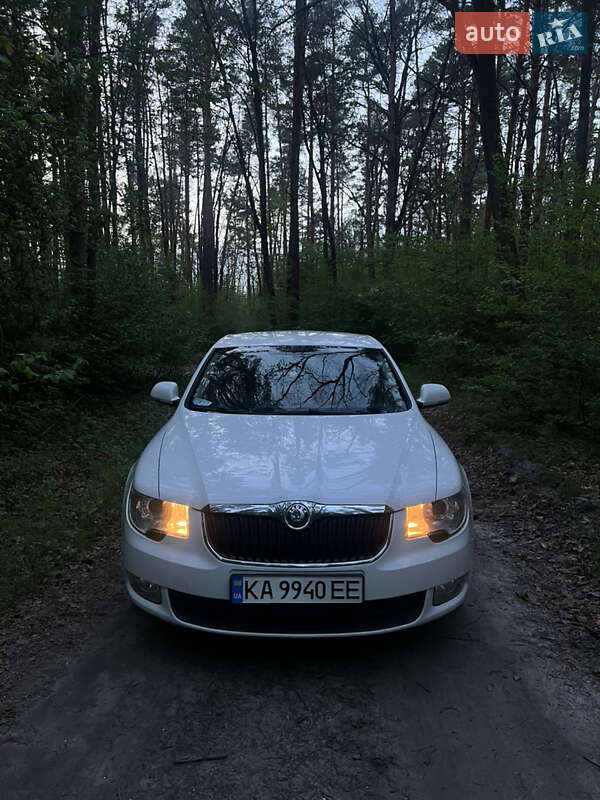 Ліфтбек Skoda Superb 2010 в Києві